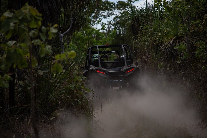 Moonraker 2 hour off-road tour in Darwin (2 seater vehicle)