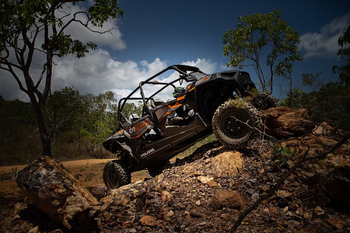 Octopussy 1.5 Hour Off-road Tour in Darwin (3 People in a 4 Seater Vehicle)