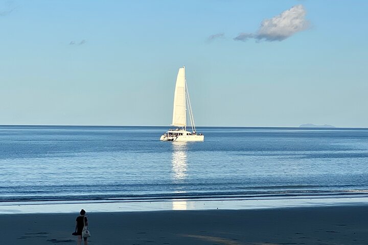 Shared Departure Transfer Port Douglas To Cairns Airport