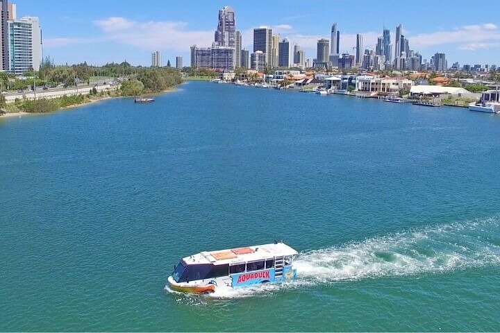 Aquaduck Tour with Mexican meal in Surfers Paradise