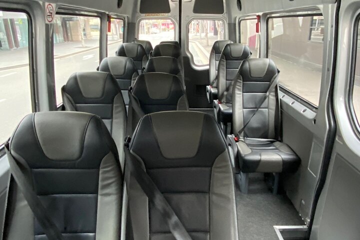 Premium Private Transfer FROM Sydney Airport to Sydney CBD/Downtown 1-13 people