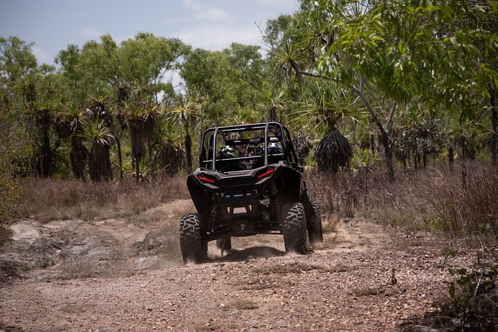 Licence to Thrill offroad tour in Darwin (3 people in a 4 seater vehicle)