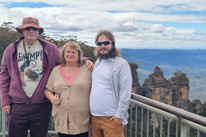 Blue Mountains Private Tour with Kangaroos & Koala Encounter