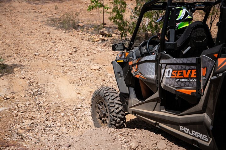 Licence to Thrill offroad tour in Darwin (3 people in a 4 seater vehicle)