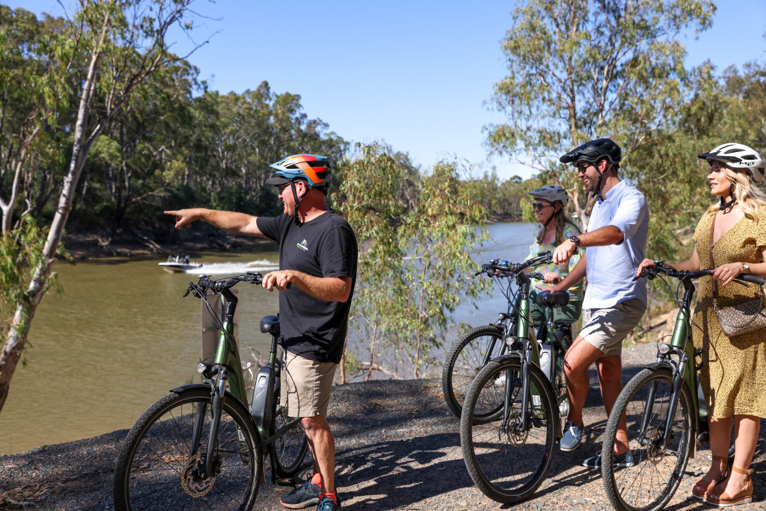 Echuca Scenic E-bike Tour