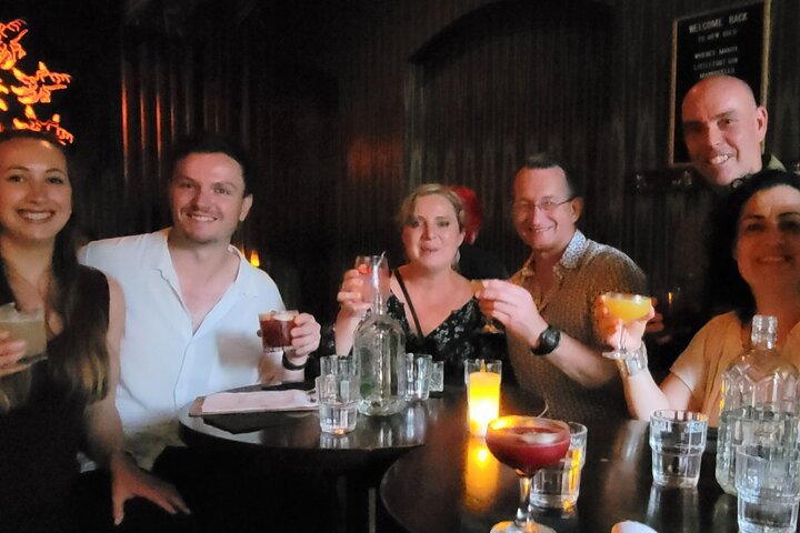 Melbourne Hidden Bar and Cocktail Tour