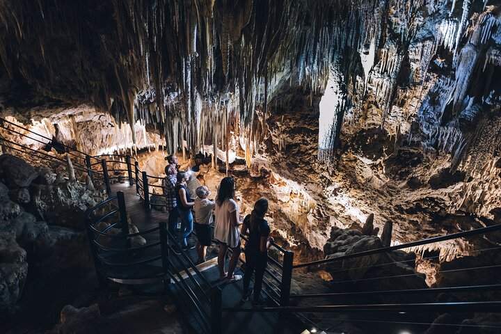 Ngilgi Cave Ancient Lands Experience