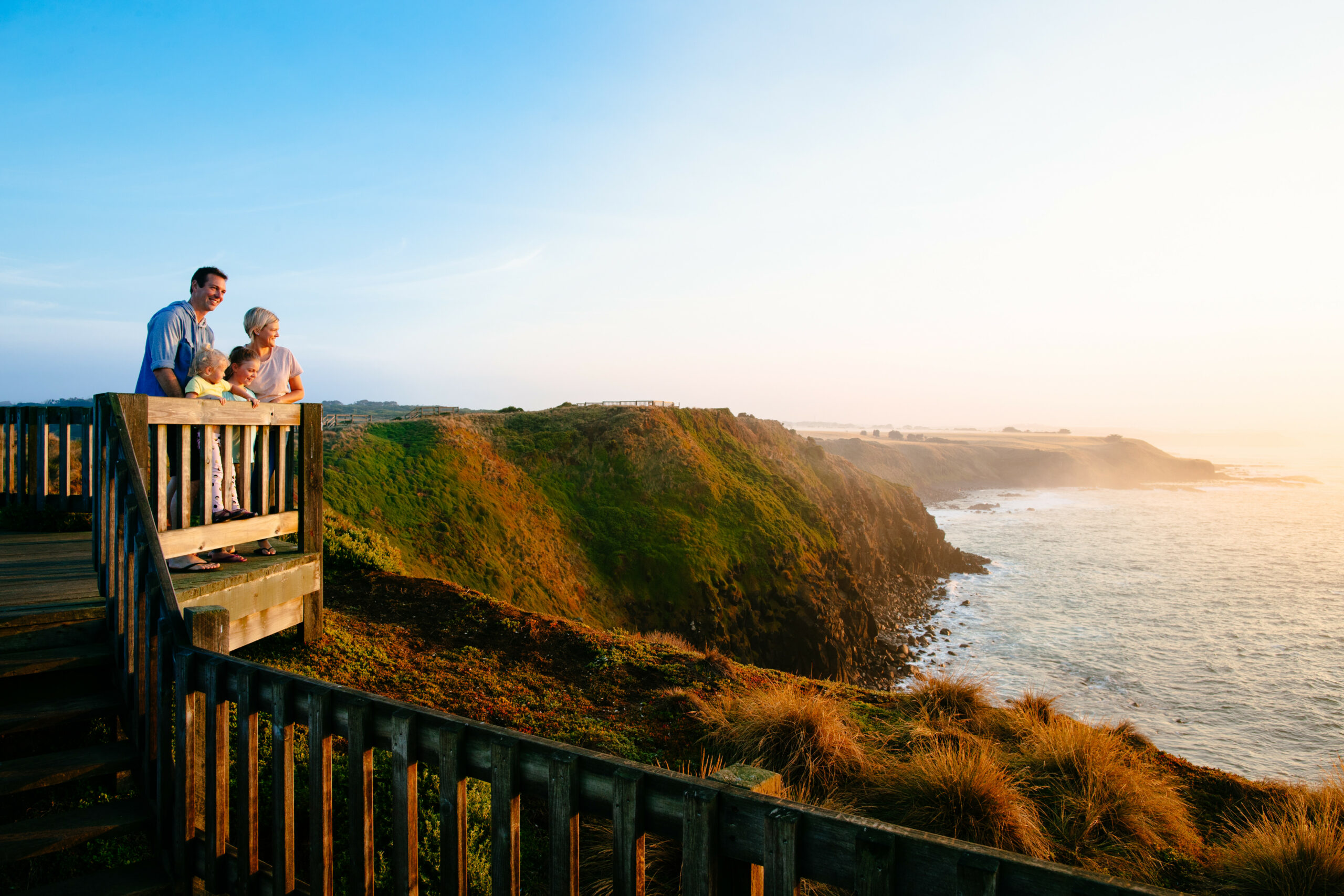 Autopia Tours: Great Ocean Road to Phillip Island 2 Day (Single Room)