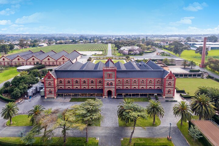 Private Château Tour and Tasting in Australia