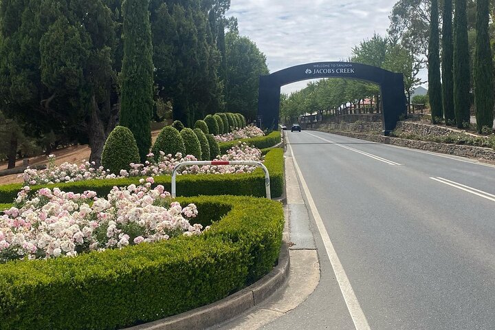 8-Hours Private Barossa Wine Tour in Luxury Vehicle Includes Tastings*