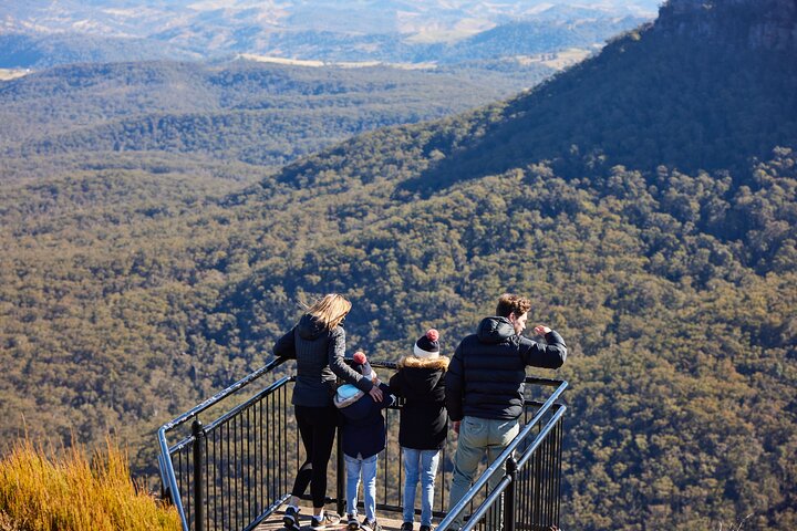 Blue Mountains Small-Group Tour from Sydney with Scenic World,Sydney Zoo & Ferry