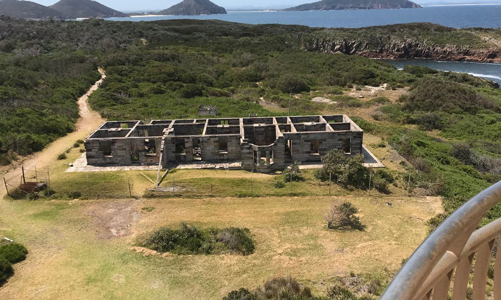 3.5-Hour Fingal Island and Lighthouse Eco Tour