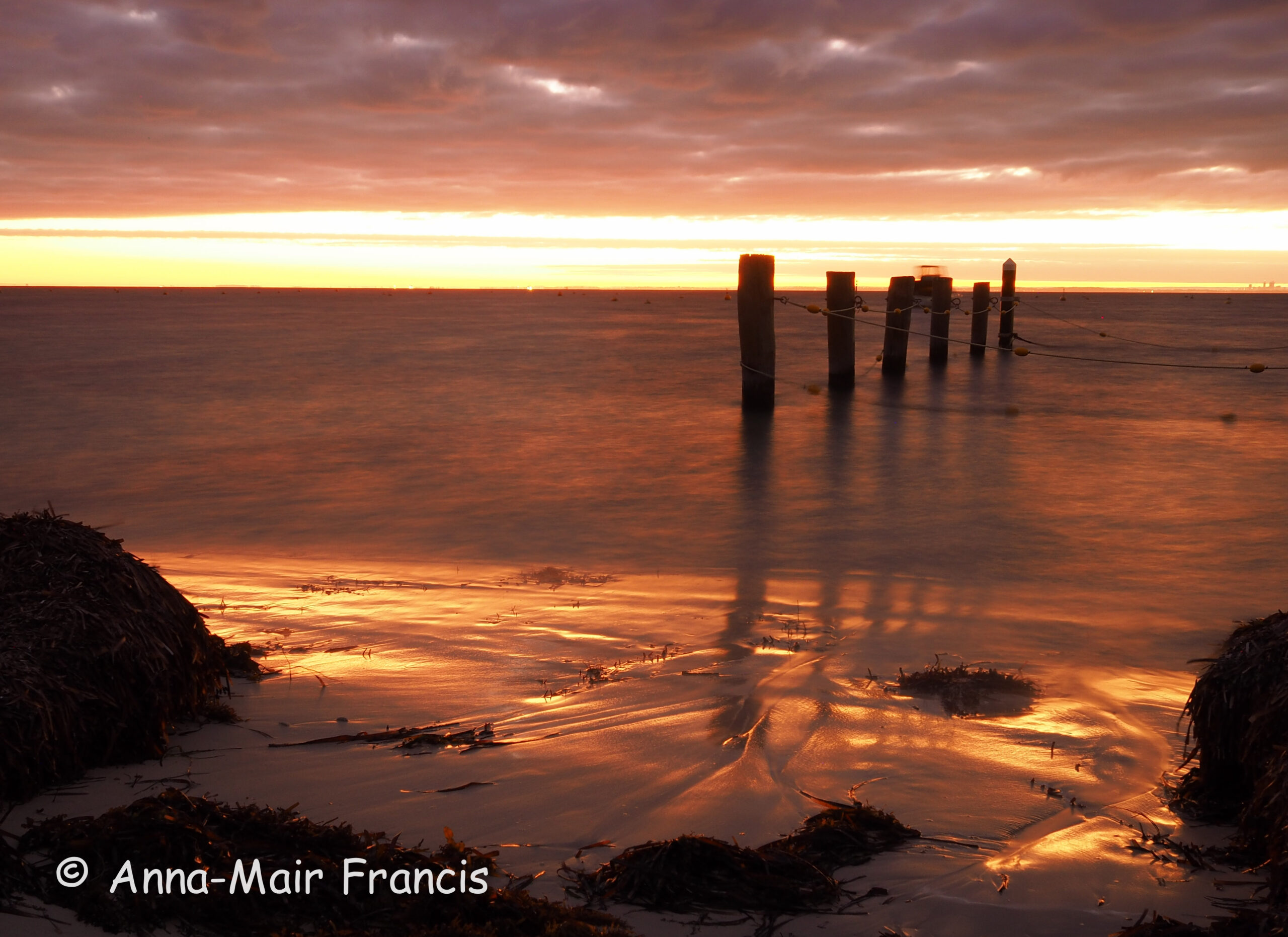 Photography the Dawn - Thompson Bay