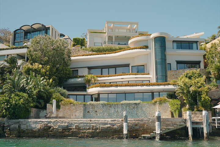 Sydney Harbour Icons, Bays & Beaches Boat Tour