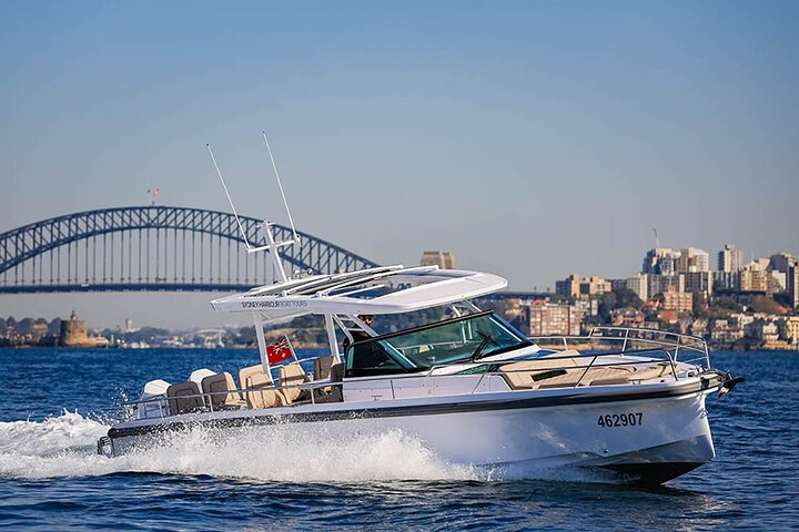 Sydney Harbour Icons, Bays & Beaches Boat Tour