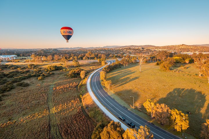 Gold Coast Hot Air Balloon Flight 1 Hour - BEST PRICE!