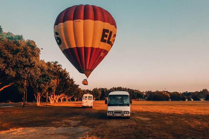 Gold Coast Hot Air Balloon Flight 1 Hour - BEST PRICE!