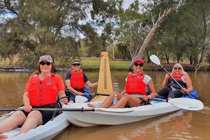 Mandoon Winery and Kayak Tour with wine tasting