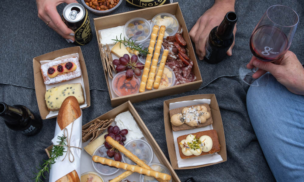 Farm Picnic for 4 People