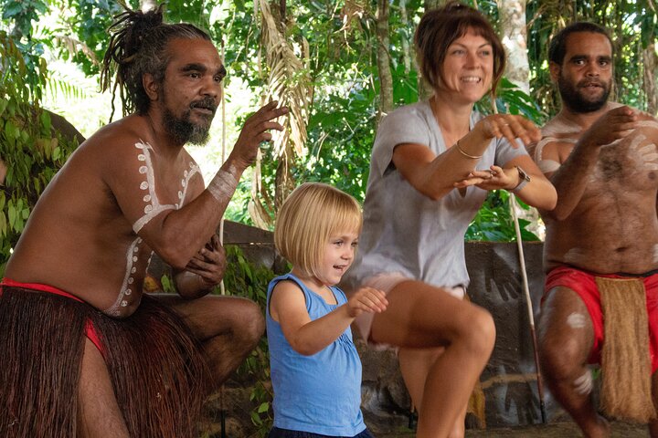 Aboriginal 'Behind the Scenes Wildlife Tour' & River Boat Cruise