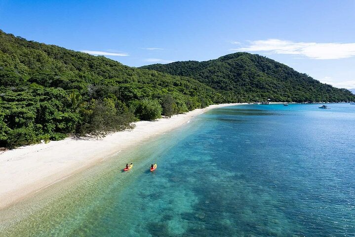 Paddle Board & Kayak on the Great Barrier Reef at Fitzroy Island