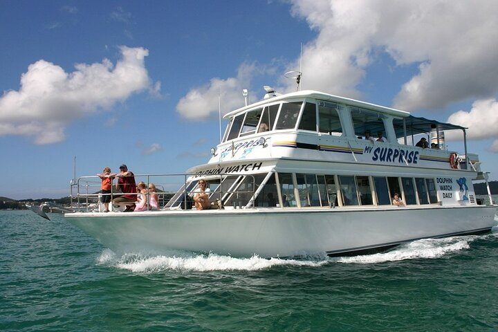 Port Stephens Day Trip with Dolphin Watch Cruise from Sydney