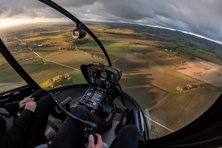 Southern Barossa & Reservoirs: 15 Minute Scenic Flight