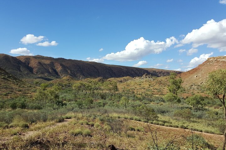 Full-Day East MacDonnell Ranges VIP Private Tour