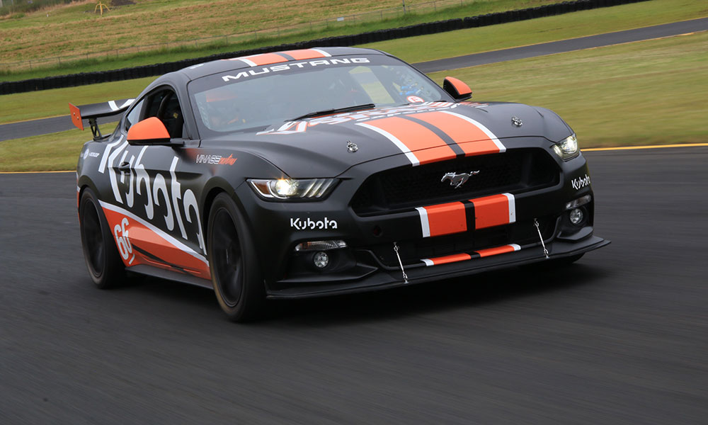 V8 Mustang 8 Lap Drive Racing Experience – Sydney