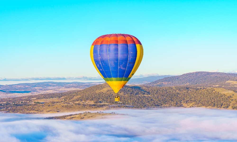 Sunrise Balloon Flight Over Jindabyne