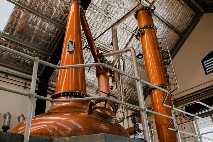 Daily Distillery Activity in Australia