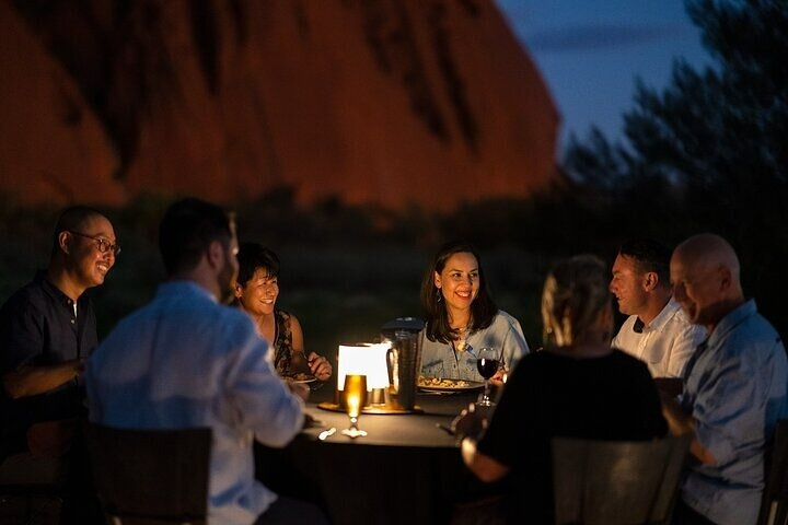 Exclusive BBQ Dinner in Mai Uluru La Ila