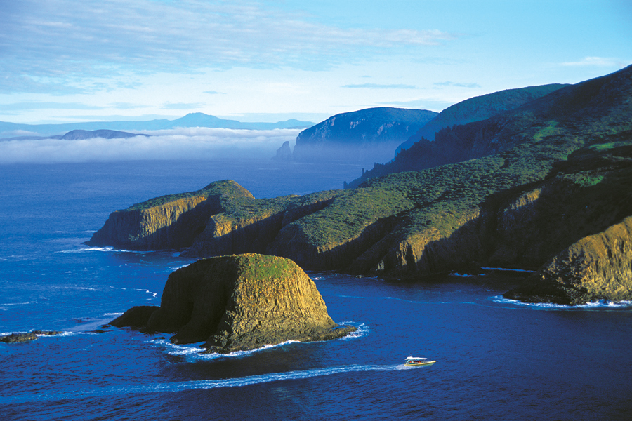 Bruny Island Cruises 3 Hour Wilderness Cruise