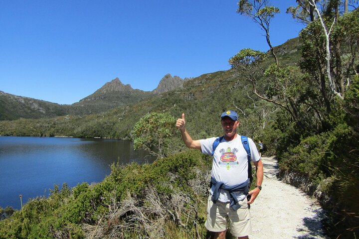 Full-Day East MacDonnell Ranges VIP Private Tour