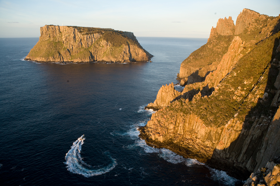Tasman Island Cruises Full Day Tour from Hobart + Devil Park