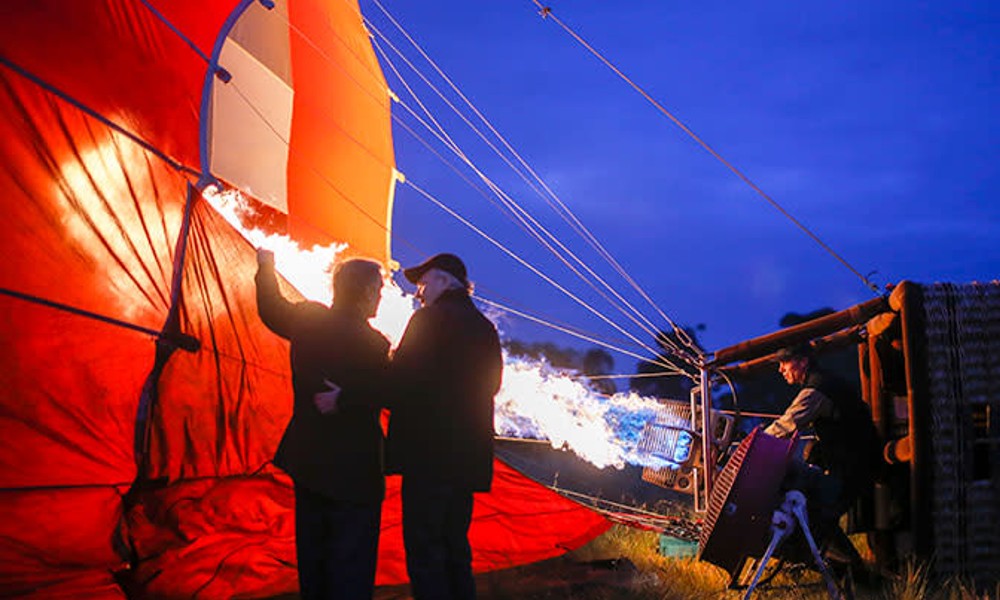 Avon Valley Hot Air Balloon Flight with Transfer - Weekend