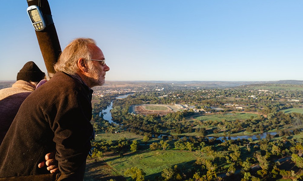 Avon Valley Hot Air Balloon Flight with Transfer - Weekend