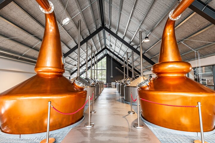Guided Distillery Tour and Tasting Experience