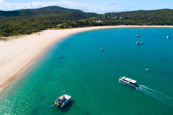 Great Keppel Island Day Trip with Lunch