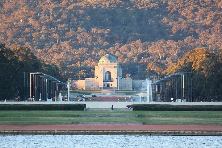 Canberra Private Day Tour from Sydney