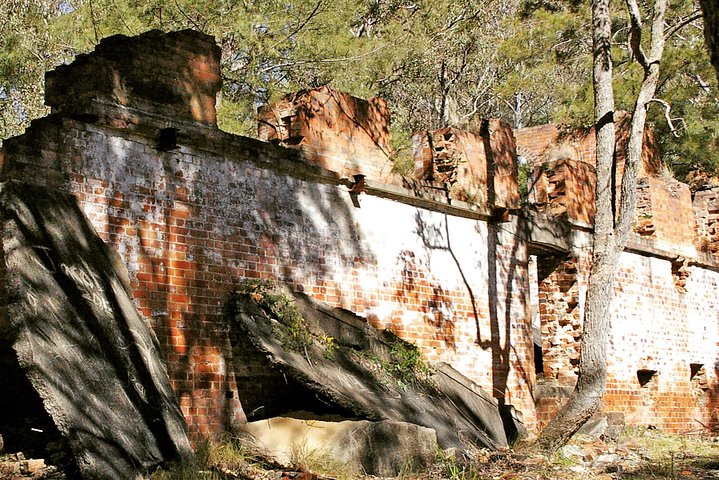 Newnes Ruins Walking Tour