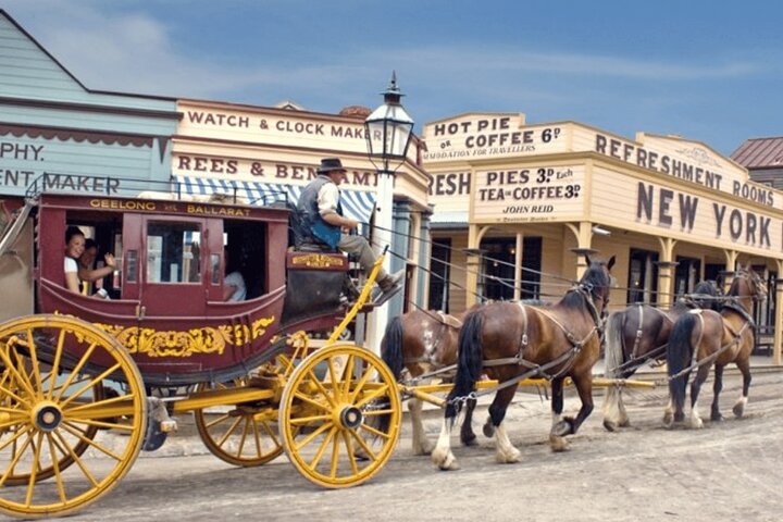 Ballarat & Sovereign Hill Transfer from Melbourne including Entery Fee