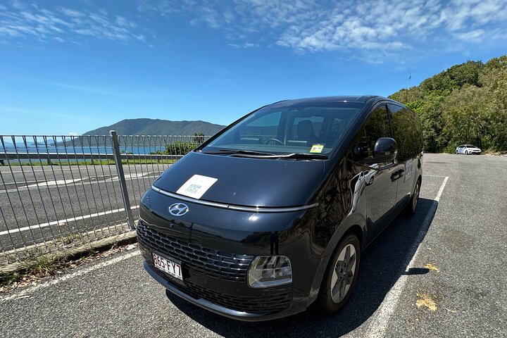 Private transfers 1-7 people cairns to port Douglas (one way)