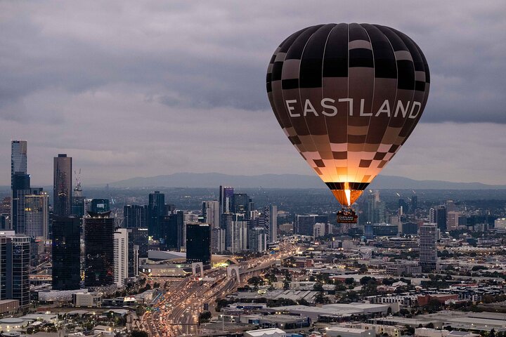 Melbourne sunrise balloon flight only