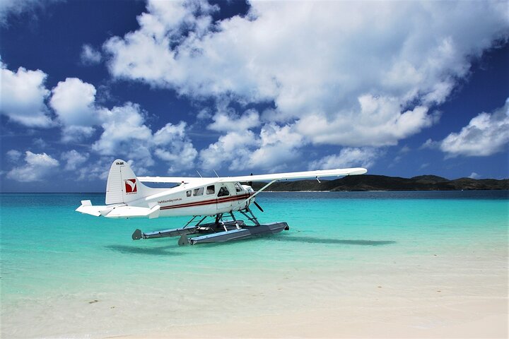 Panorama: the Ultimate seaplane tour - Great Barrier Reef & Whitehaven Beach