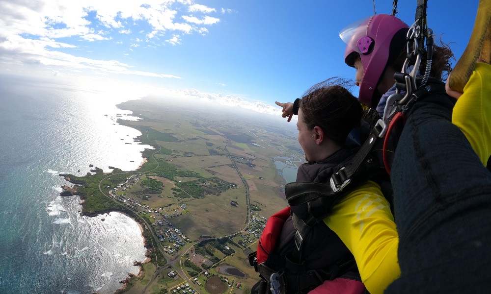 Tandem Skydive over the 12 Apostles - 10,000ft