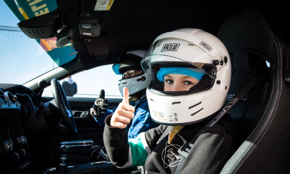 V8 Mustang Hot Lap Experience – 3 Laps