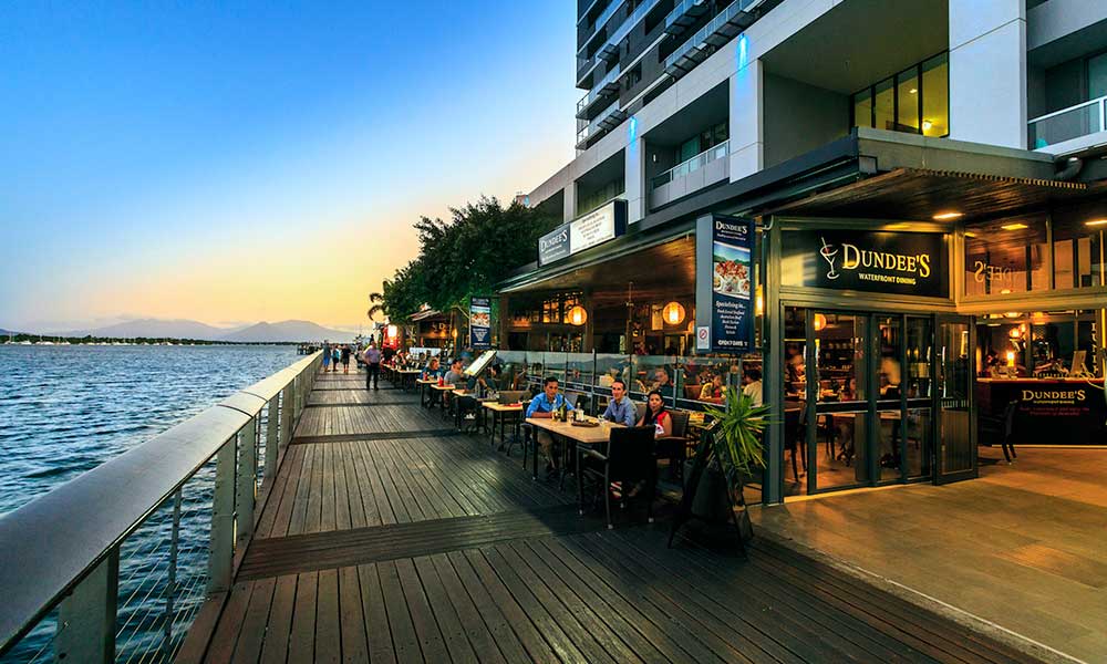 Dundee’s Waterfront Dining Dinner