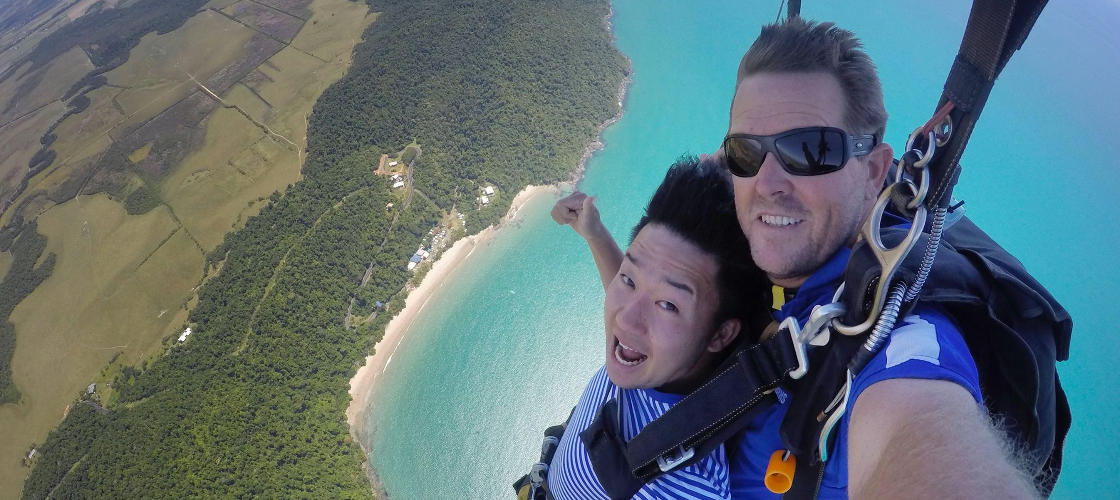 Cairns Tandem Skydive up to 14,000ft  - Self Drive