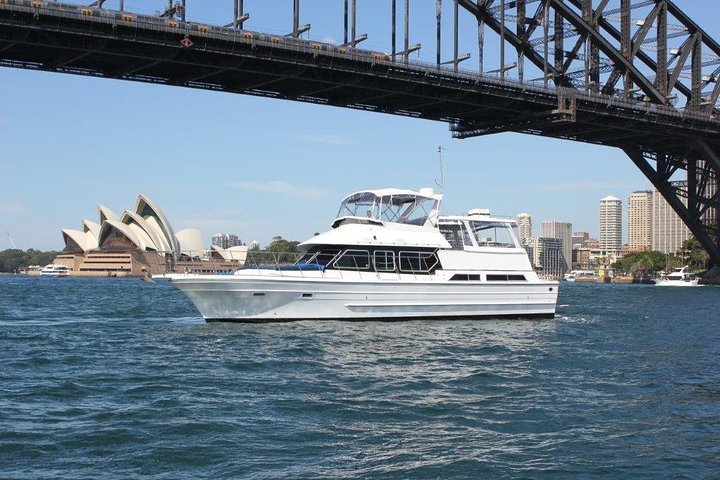 Small-Group Sydney Harbour Morning Tea Cruise